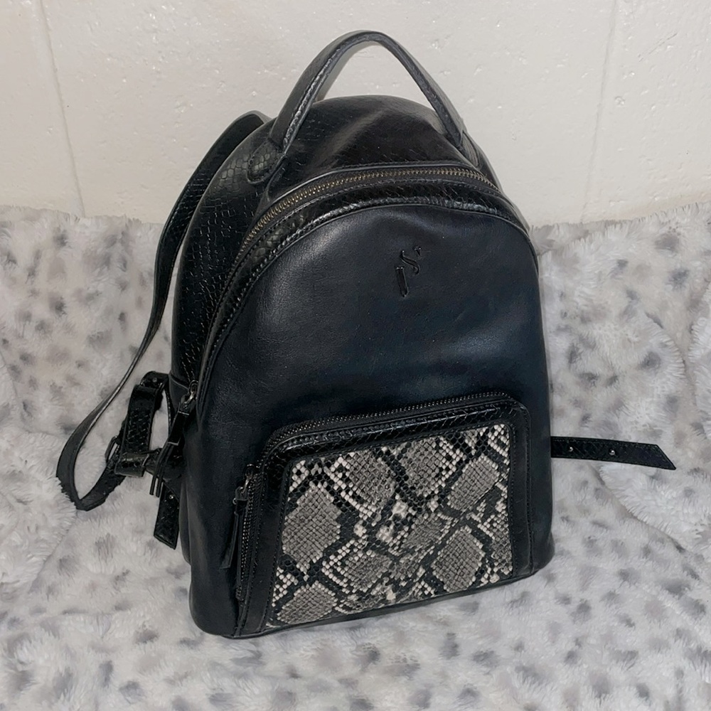 Simply Vera Vera Wang Sorrento Backpack